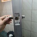 직산철물 | 천안 성정동 상가 화장실 문고리 교체 시공 후기 (문손잡이 고장 교체)