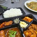 맛집] 오늘 먹을 복 터졌다! 점심은 한솥도시락, 저녁은 갯바위횟집에서 싱싱한 하모회 제대로 즐기기