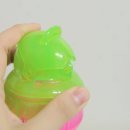 쏟아지는 컵 이미지