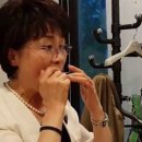 하모니카 연주 이미지