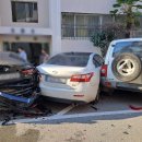 부산 아파트 주차장서 70대가 몰던 SUV, 차량 7대 연쇄 충돌 이미지