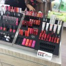 아리따움 앞 이미지