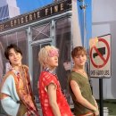 엔씨티주민센터 #WalkDailyMagazine When 🐯 Bump into a Sign (with.🍒🐶) 이미지