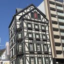 유럽 도시에 흐르는 클래식 음악 | 神戸にしむら珈琲店 中山手本店(니시무라 커피 중산테 본점)