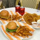 엘클래식 | 버거 더현대서울점ㅣ줄서는 서울 수제버거 맛집, 클래식버거 엘타코버거 트리플크리스피어니언링 솔직후기