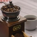 카페구석 이미지