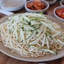 백합칼국수 이미지