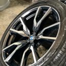 BMW X7 755M 22인치 휠타이어 이미지