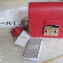 Furla Metropolis Mini Crossbody 팝니다. 이미지