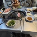 홍돼지숯불구이