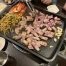돈대박김치삼겹살 | 합정역 맛집 돈대박 김치삼겹살 합정 고깃집 추천!