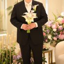 어두운 홀 본식 부케 추천 비즈드레스 실크드레스 어울렸던 후기