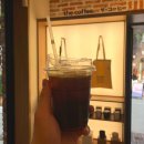 The 마실 | 서울숲 카페 드디어 한국에 상륙한 더커피(the coffee) 성수 후기