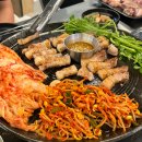 진영고기집 할매솥뚜껑흑돼지삼겹살