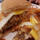 브라운치킨 이미지