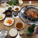 무쇠식당 이미지