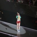 [소녀시대]일본 콘서트 고화질 몇장 ㅠㅠㅠㅠㅠ우리도 12번 하라고 ㅠㅠ 이미지