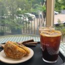 창리농장 | [용인/처인구] 남사커피 / 창리저수지 뷰 애견동반카페