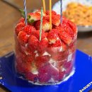 오로지생돈 | 파리바게트 신상 '베리밤' 딸기 케이크 솔직 후기 (성심당 저격? 가격 할인, 단면 반전 상세 분석)