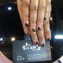 손에피는꽃