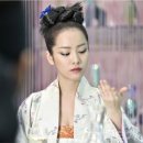 늑대와 여우 | 배우 한지민, 2006년 앳된 모습부터 '미쓰백' 여우주연상까지 (드라마 늑대 촬영장 목격담)