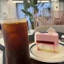 논현역 6번출구 뒤 이미지