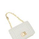 호텔티파니에서아침을 이미지