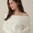 5-001 TS | 안유진이 증명한 '승모근 삭제' 오프숄더 코디, 직각 어깨 만드는 3가지 비밀