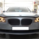 7시리즈 F01 F02 2011년 엔젤아이 LED 링마커 화이트 및 아이라인(눈썹) 화이트 BMW 수입차 메딕오토파츠 부품 용품 드레스업 튜닝 730 730d 740 740d 745 750 이미지