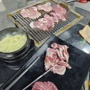 돈돼지연탄구이 이미지