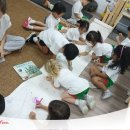 앨리스스미스-Reception children creating their own picture book stories! 이미지