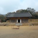 무위사 주차장 이미지