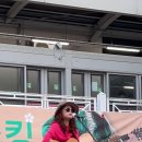 퇴근길 통기타 이미지