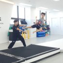 눈부시게 빛나는 태권도장 이미지