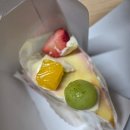 브레드컴퍼니쉐프조(BREAD COMPANY CHEF.CHO) | 신세계 백화점 강남점 스위트 파크 추천 디저트 쉐프 조(Chef Cho) 과일 가득한 선물하기 좋은 케이크