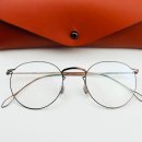 아웃오브프레임 이미지