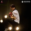 펜스 너머로 가을바람이 불기 시작해 이미지