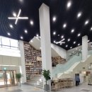 김천시립도서관 정문 이미지