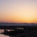 동트는 아침 이미지