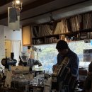 클래식기타 B | [서울 시청역] 카페 비온디앤, B on D n, 커피 음악 사진 그리고 사람이 있는 곳, 북창동 핸드드립 LP카페