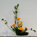 동양 꽃꽂이 이미지