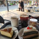 육소나무옆 화장실 이미지