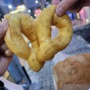 노랑고래꽈배기 이미지