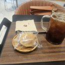 마들렌베이커리만촌네거리점 | [대구 달서구 카페] 죽전네거리 디저트 맛집, '카페노에르'에서 즐기는 시원한 아아와 촉촉한 마들렌 후기✨
