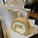 일상의 쉼표 | [군산] 일상의 쉼표가 되는 곳, 군산대형카페 첼로네시아 방문 후기