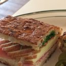 투베이스(2bass) | 압구정로데오 카페 주차 가능한 도어투도어 압구정점 후기