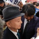 "여기가 어디라고 오냐" 쫓겨나더니…안창호 인권위원장, 5.18 기념식 스스로 불참 이미지