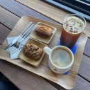 곳 맛집 카페 짹짹커피/가조도 라모타풀빌라/바람의언덕/매미성/몽돌해수욕장/통영서호시장/동피랑 후기