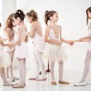 유아 스트레칭 발레 이미지