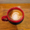 논현역 6번출구 뒤 이미지